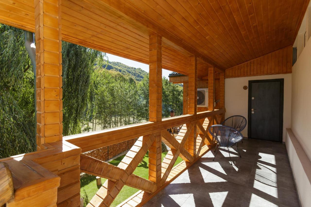 Buturuga Mica Vila Nehoiu Exterior foto